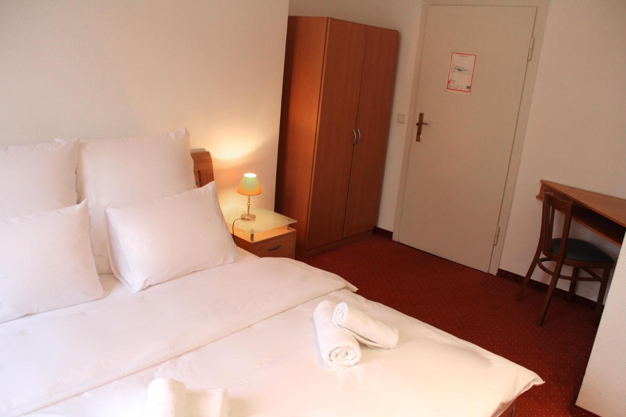 Hotel Mozart Бонн Экстерьер фото