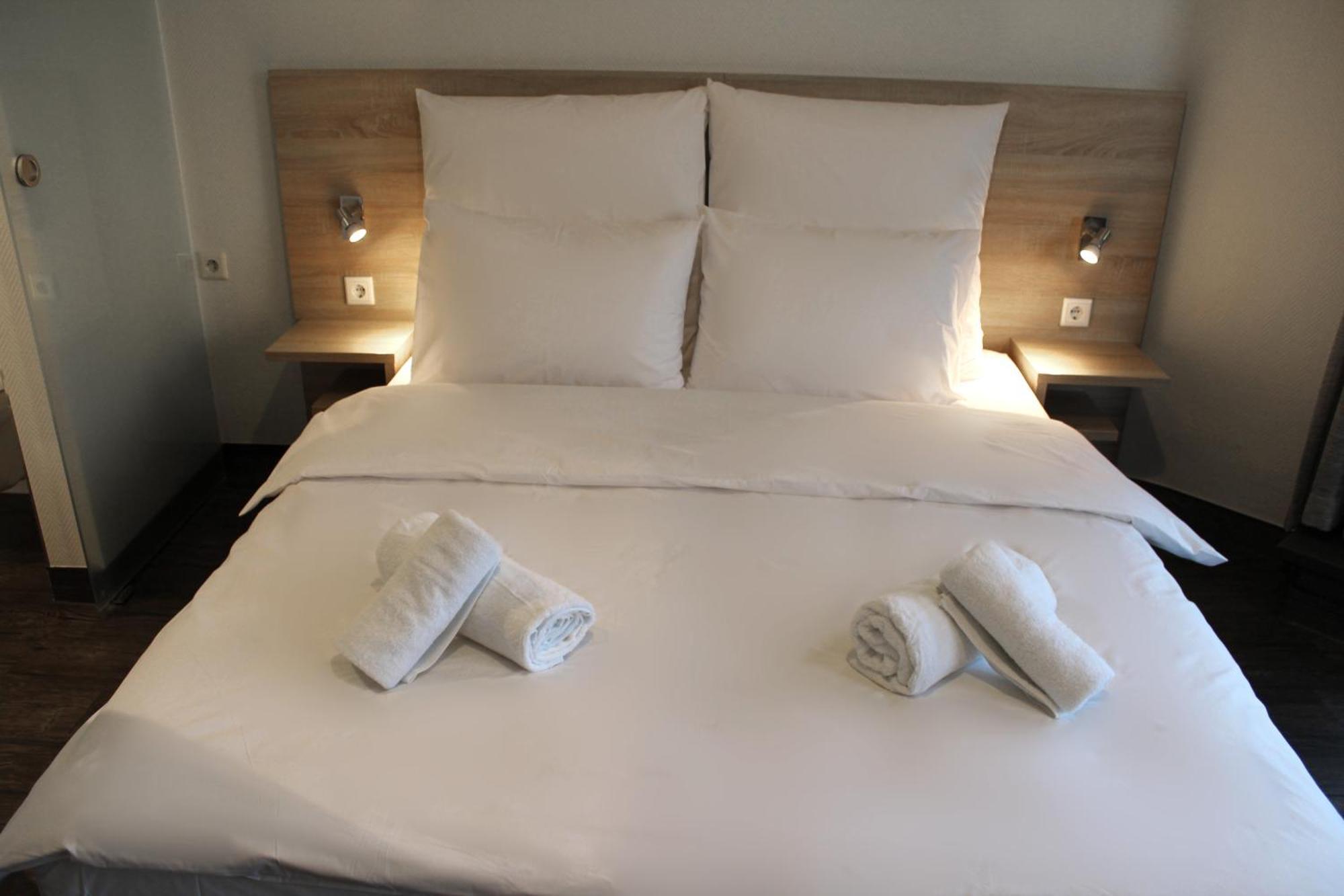 Hotel Mozart Бонн Экстерьер фото