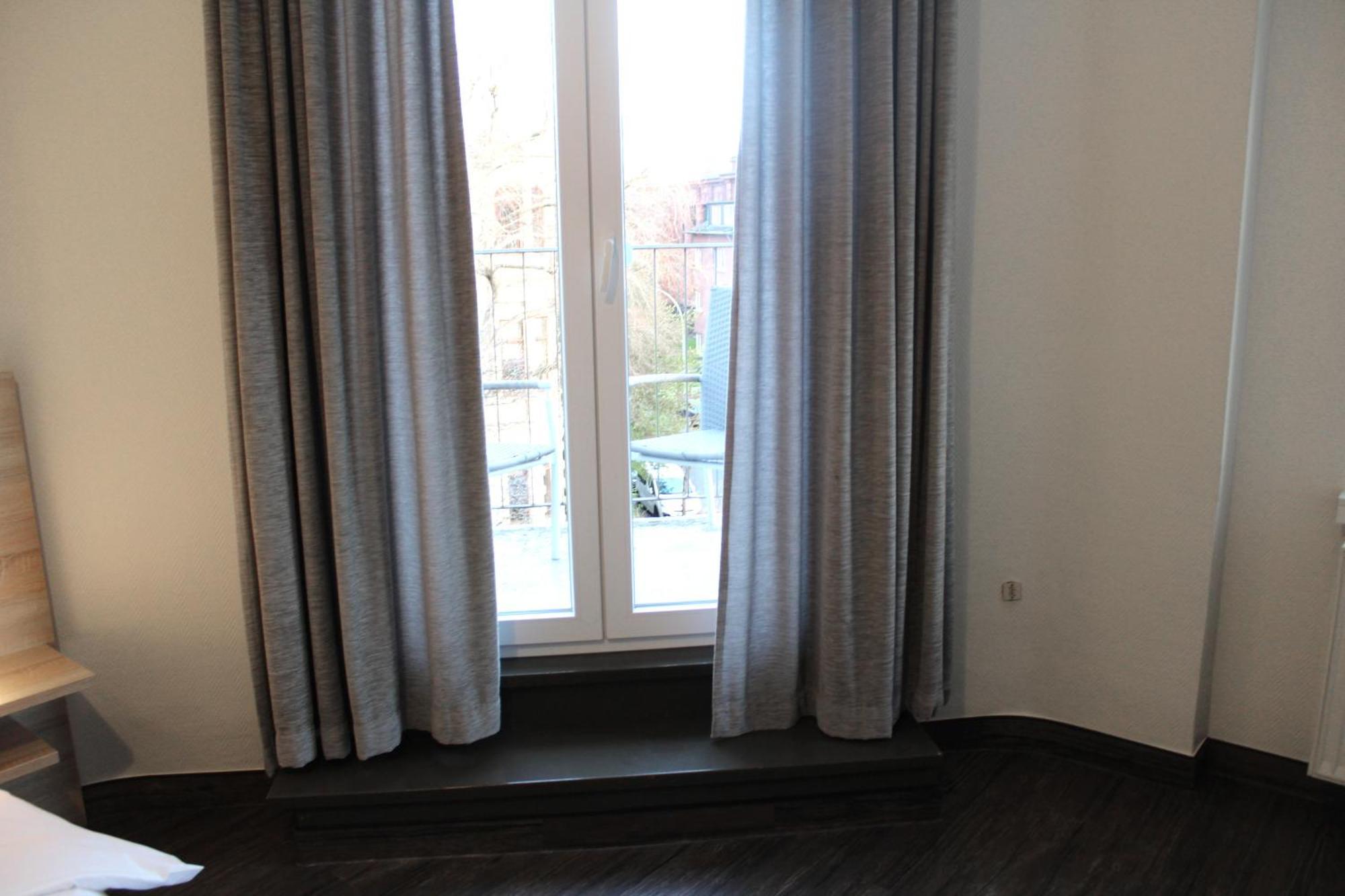 Hotel Mozart Бонн Экстерьер фото