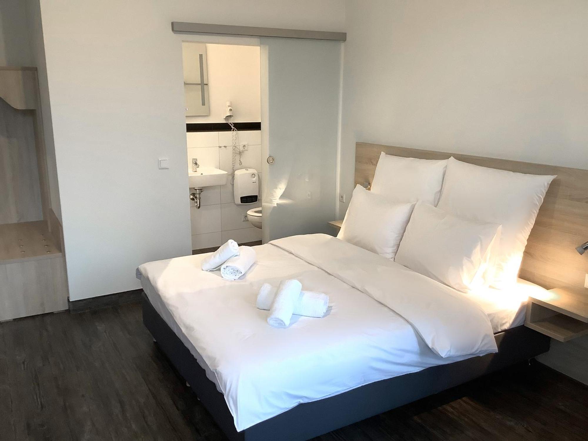 Hotel Mozart Бонн Экстерьер фото