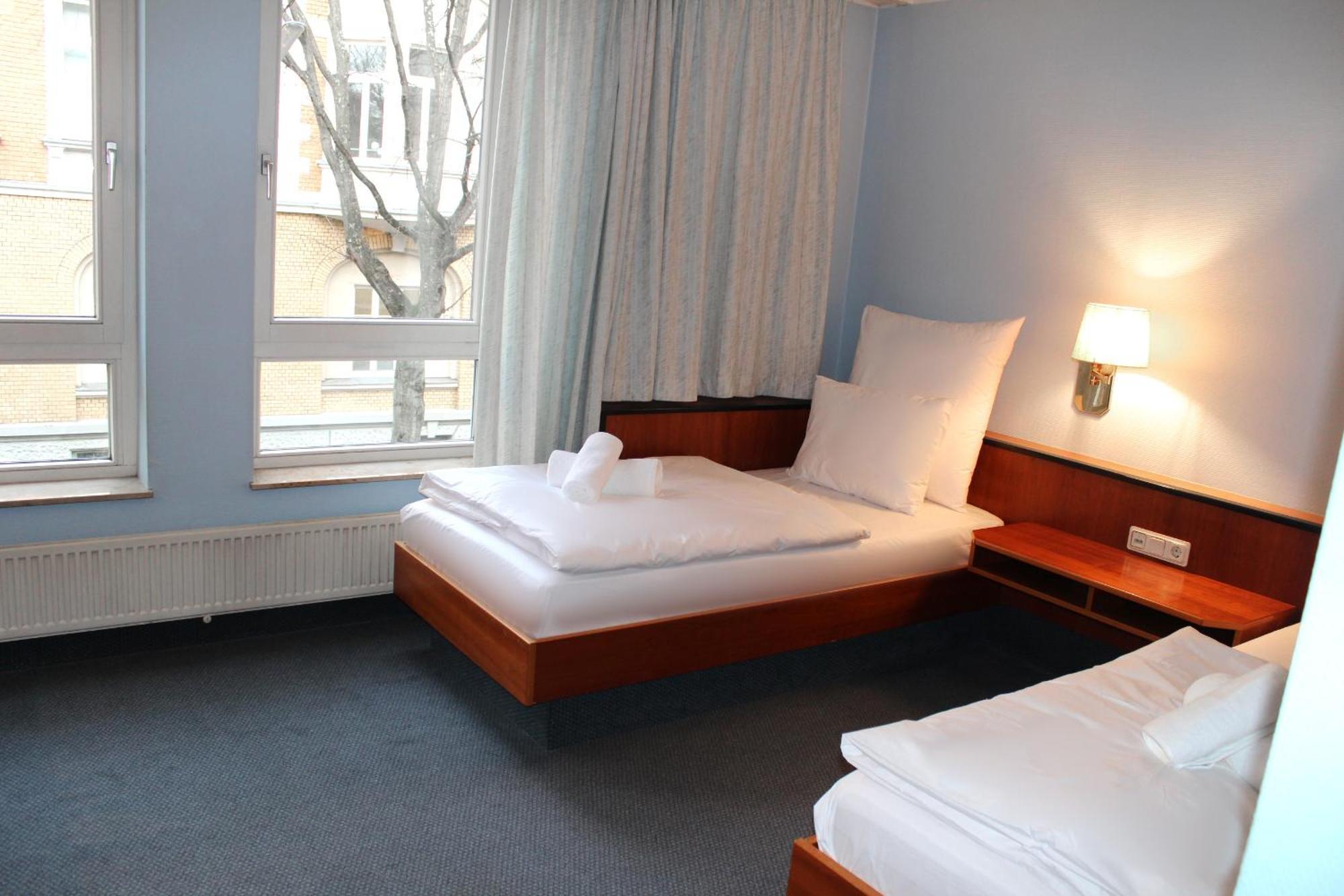 Hotel Mozart Бонн Экстерьер фото