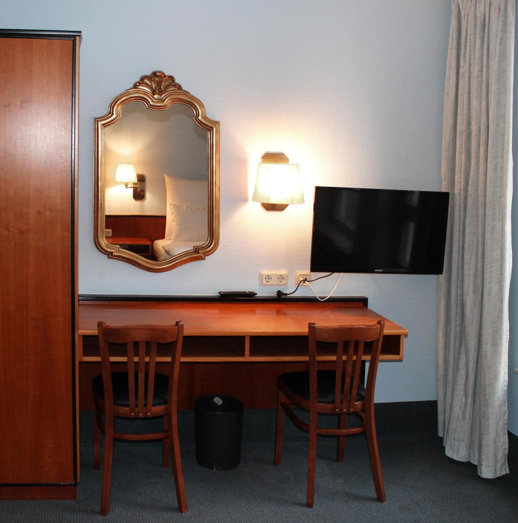 Hotel Mozart Бонн Экстерьер фото